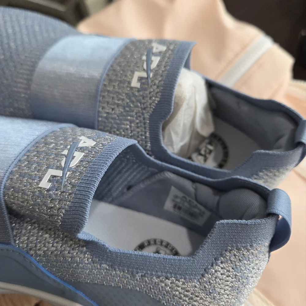 APL Techloom Metallic Light Blue Sneakers - Picture 3 of 4